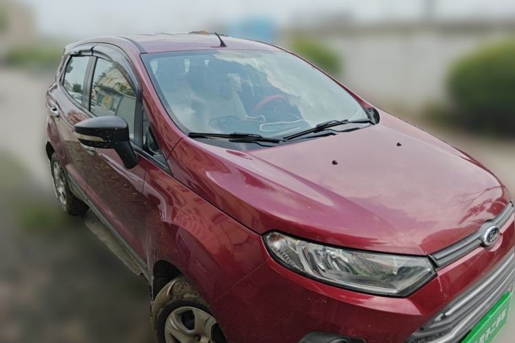 Used Ford EcoSport 2013 1.5L Manual Comfort Model Front Right 45 Deg