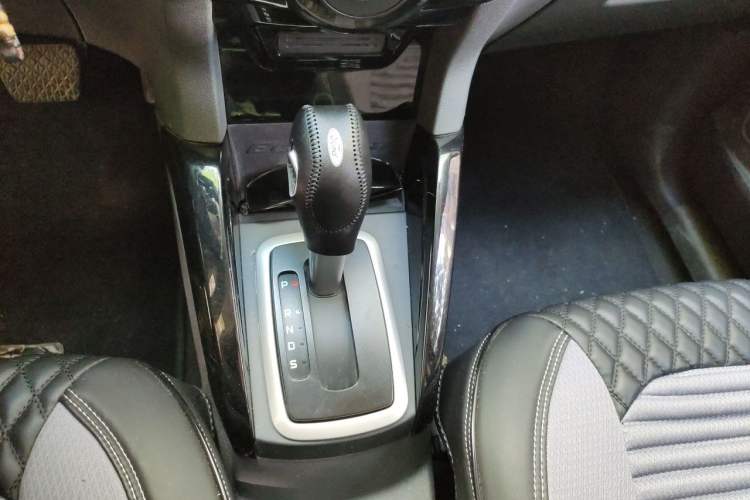 Used Ford EcoSport 2013 1.5L Automatic Fashion Model Gear Lever