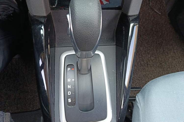 Used Ford EcoSport 2013 1.5L Automatic Prestige Model Gear Lever