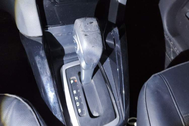 Used Ford EcoSport 2013 1.5L Automatic Fashion Model Gear Lever