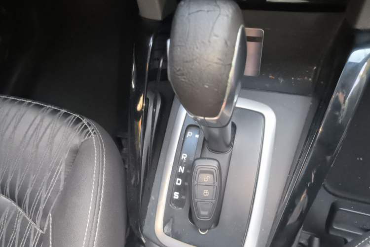 Used Ford EcoSport 2013 1.5L Automatic Prestige Model Gear Lever