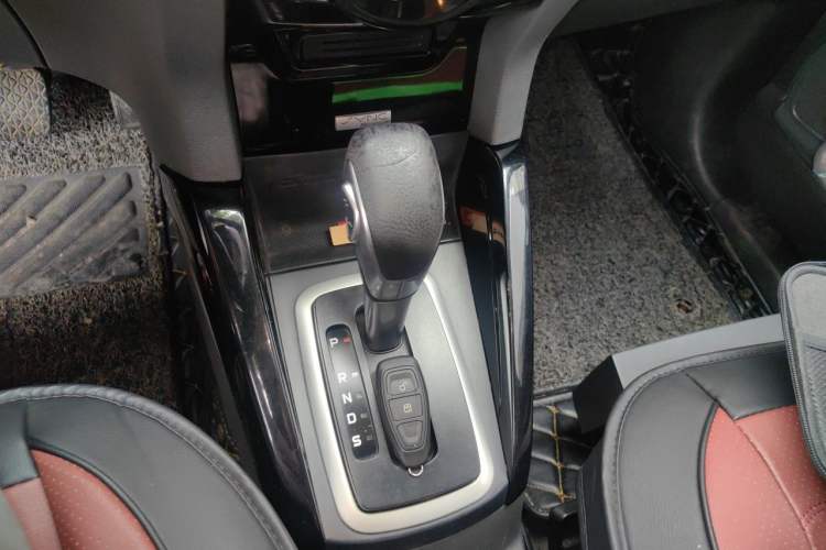 Used Ford EcoSport 2013 1.5L Automatic Prestige Model Gear Lever