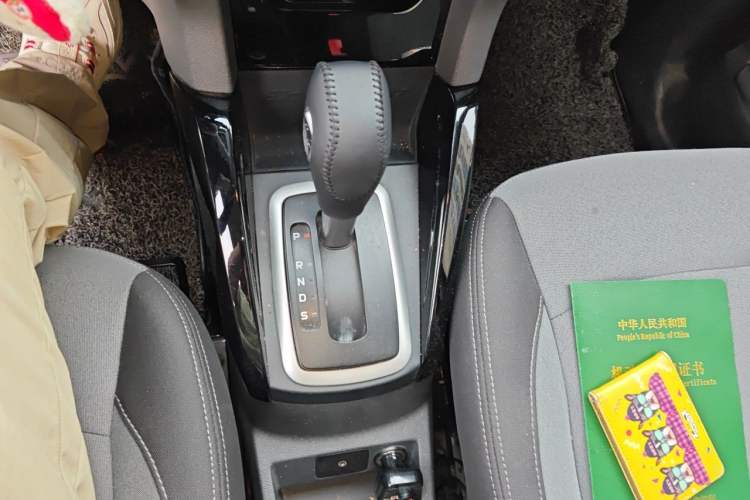 Used Ford EcoSport 2013 1.5L Automatic Fashion Model Gear Lever