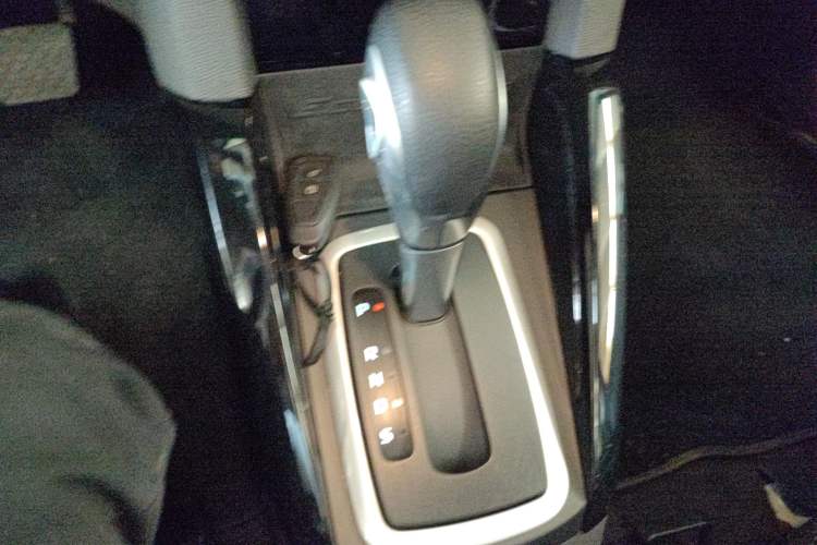 Used Ford EcoSport 2013 1.5L Automatic Prestige Model Gear Lever