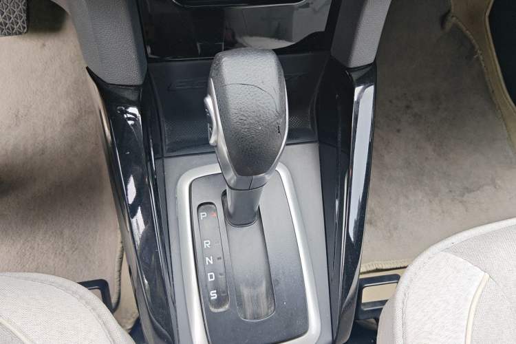 Used Ford EcoSport 2013 1.5L Automatic Fashion Model Gear Lever