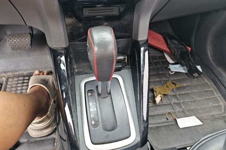 Used Ford EcoSport 2013 1.5L Automatic Prestige Model Gear Lever