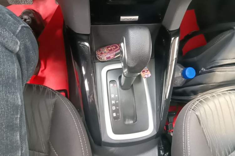 Used Ford EcoSport 2013 1.5L Automatic Prestige Model Gear Lever