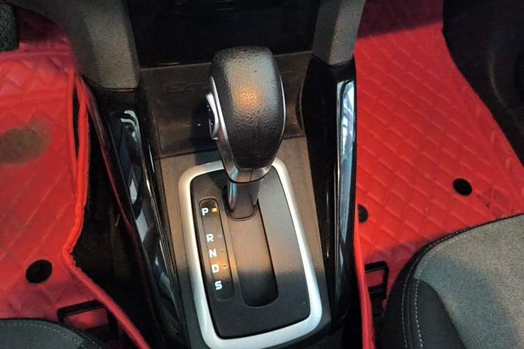 Used Ford EcoSport 2013 1.5L Automatic Fashion Model Gear Lever