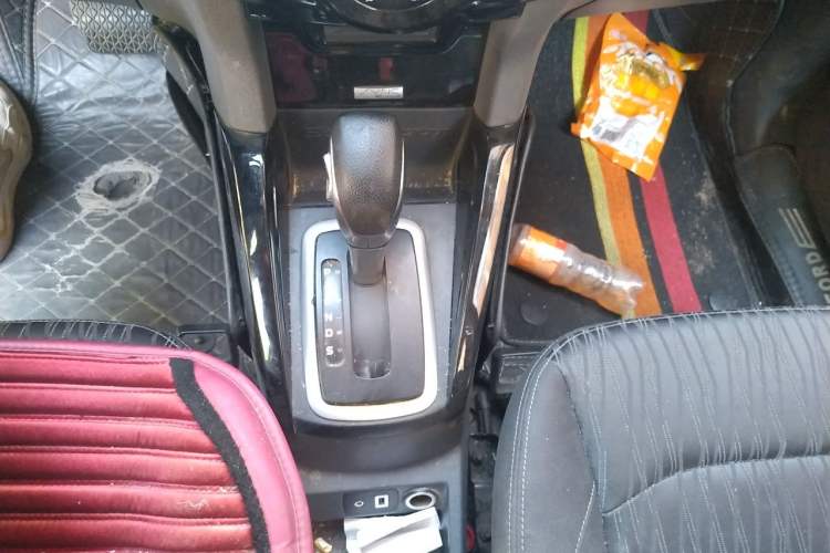 Used Ford EcoSport 2013 1.5L Automatic Prestige Model Gear Lever