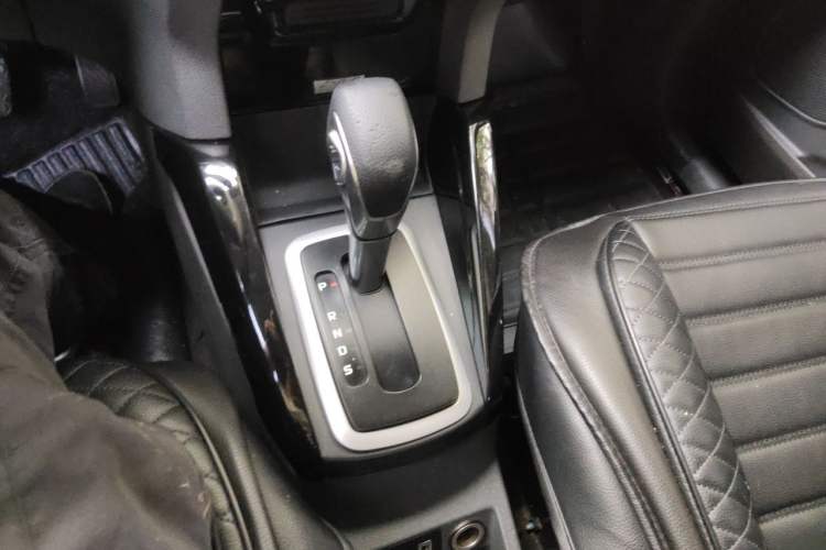 Used Ford EcoSport 2013 1.5L Automatic Prestige Model Gear Lever