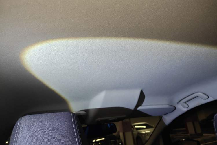 Used Ford EcoSport 2013 1.5L Automatic Fashion Model Headliner