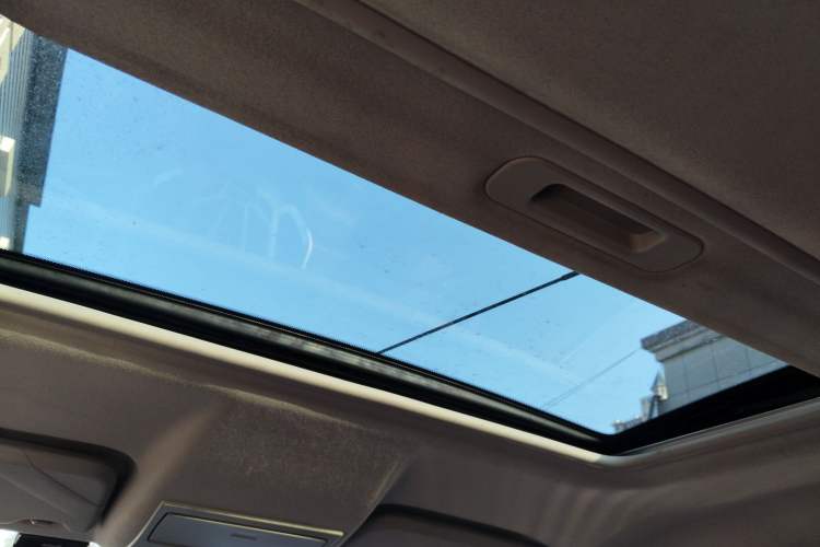 Used Ford EcoSport 2013 1.5L Manual Luxury Model Headliner