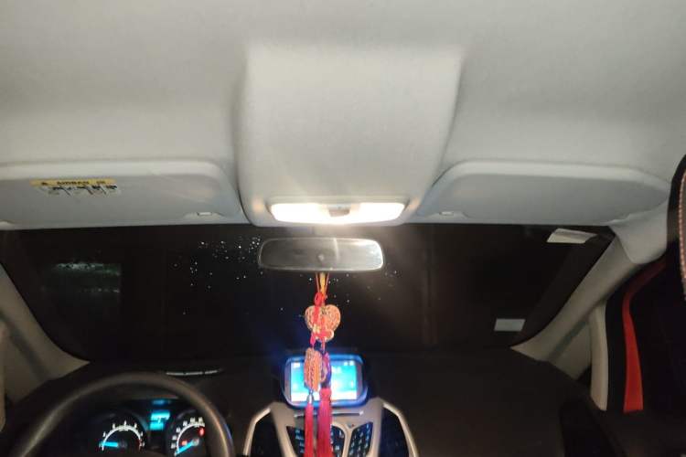Used Ford EcoSport 2013 1.5L Automatic Fashion Model Headliner