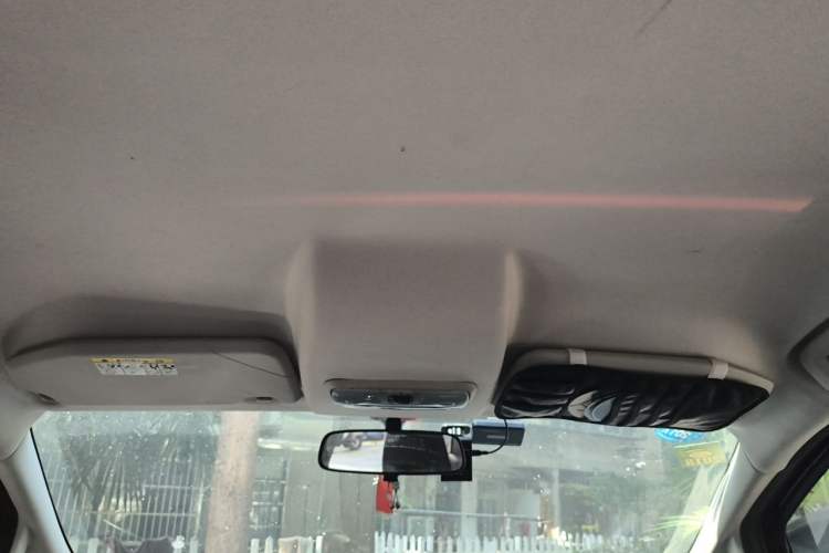 Used Ford EcoSport 2013 1.5L Automatic Fashion Model Headliner