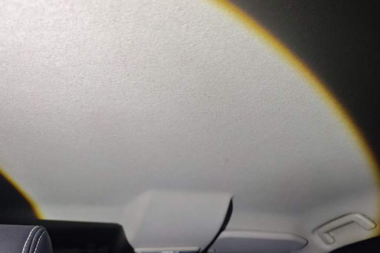 Used Ford EcoSport 2013 1.5L Automatic Fashion Model Headliner