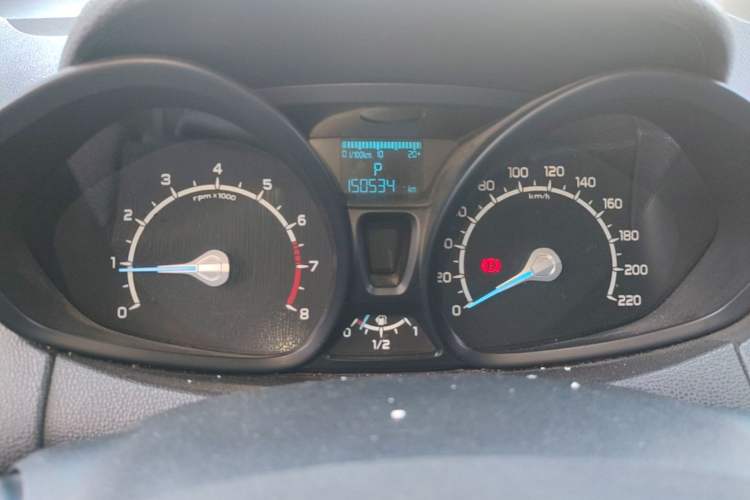 Used Ford EcoSport 2013 1.5L Automatic Fashion Model Instrument Cluster