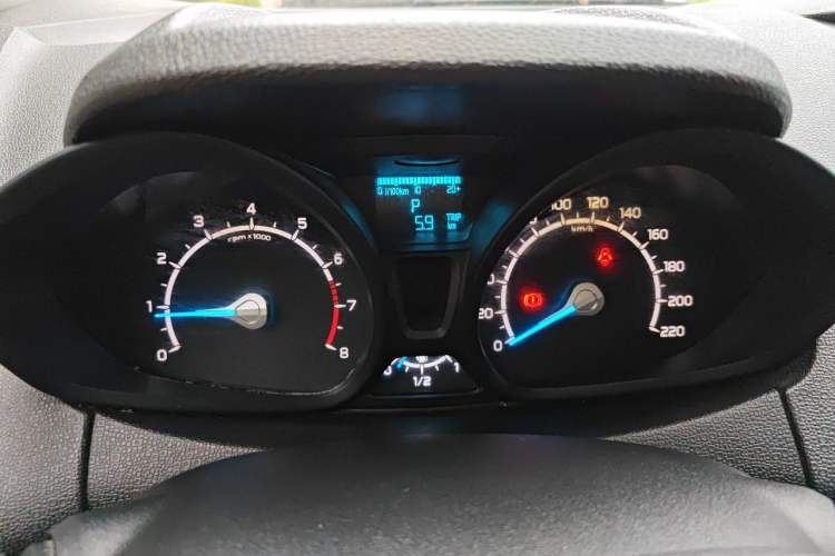 Used Ford EcoSport 2013 1.5L Automatic Fashion Model Instrument Cluster