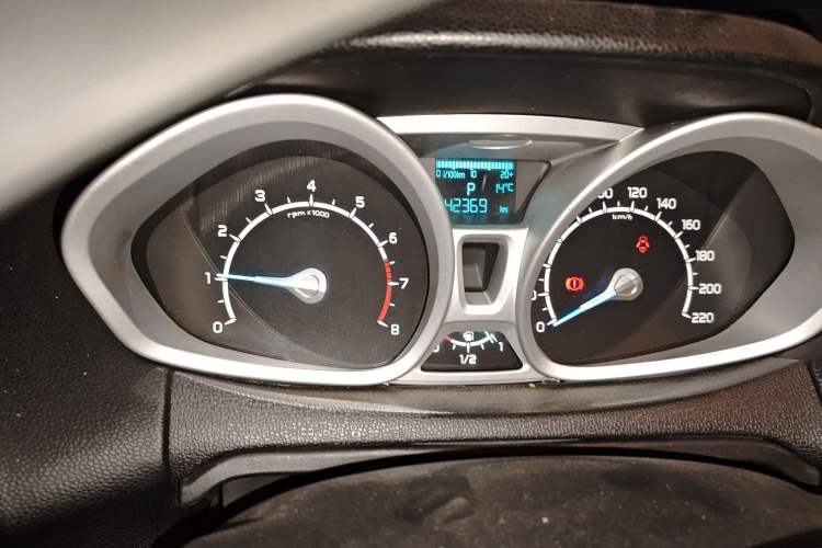 Used Ford EcoSport 2013 1.5L Automatic Prestige Model Instrument Cluster