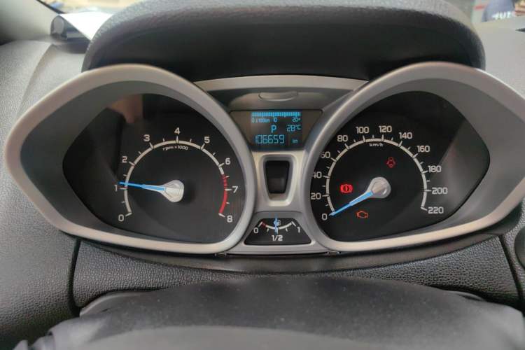 Used Ford EcoSport 2013 1.5L Automatic Prestige Model Instrument Cluster