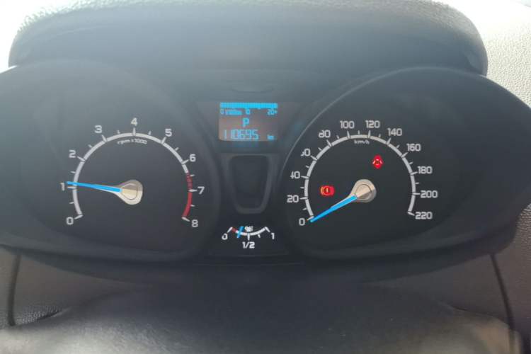 Used Ford EcoSport 2013 1.5L Automatic Fashion Model Instrument Cluster