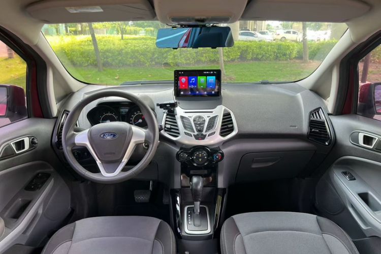 Used Ford EcoSport 2013 1.5L Automatic Fashion Model Interior 1