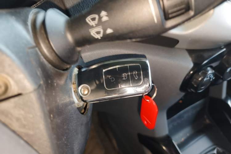 Used Ford EcoSport 2013 1.5L Manual Fashion Model Interior 1