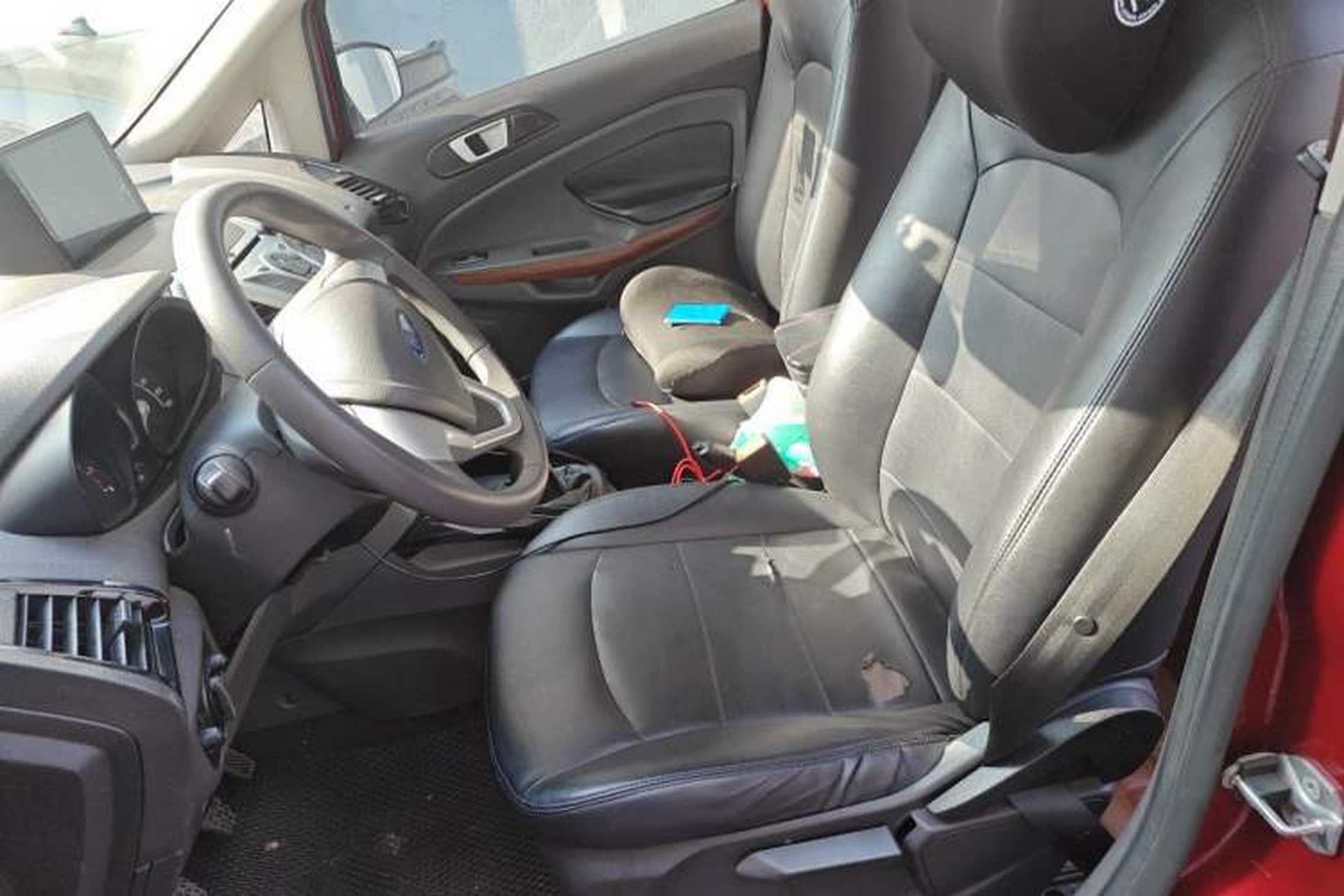 Used Ford EcoSport 2013 1.5L Manual Fashion Model Left Front Seat