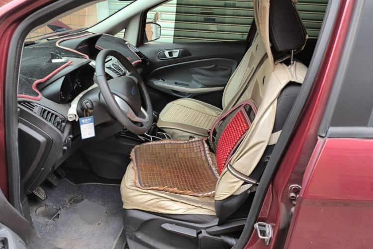 Used Ford EcoSport 2013 1.5L Manual Fashion Model Left Front Seat
