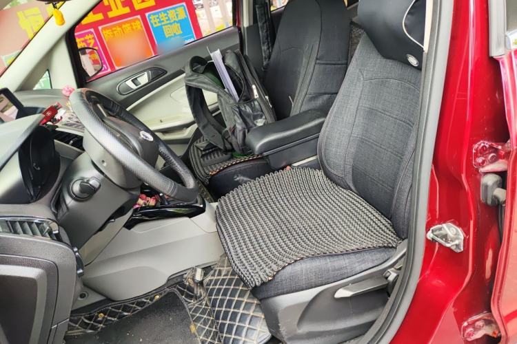 Used Ford EcoSport 2013 1.5L Automatic Fashion Model Left Front Seat