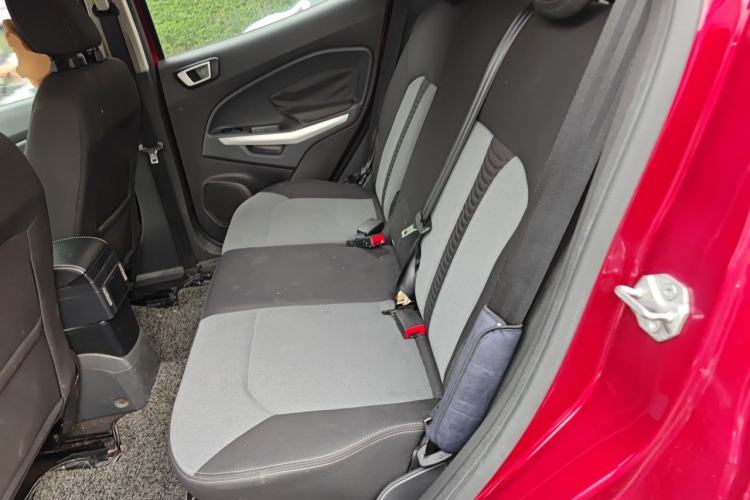 Used Ford EcoSport 2013 1.5L Automatic Fashion Model Left Rear Seat