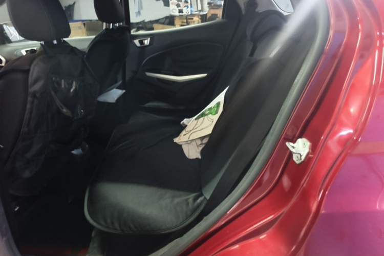 Used Ford EcoSport 2013 1.5L Automatic Fashion Model Left Rear Seat