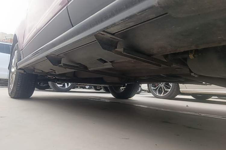 Used Ford EcoSport 2013 1.5L Automatic Fashion Model Left Side Sill