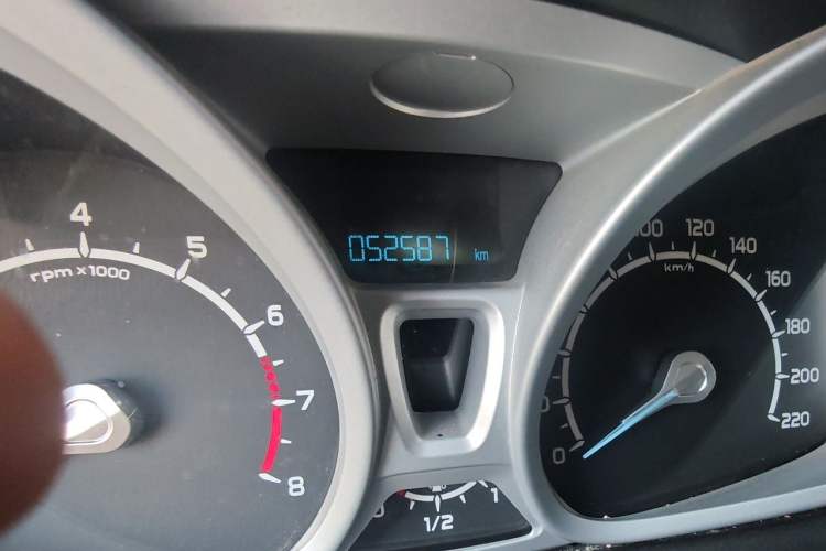 Used Ford EcoSport 2013 1.5L Automatic Prestige Model Odometer Close Up