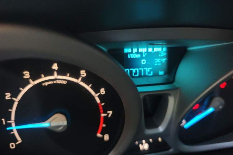 Used Ford EcoSport 2013 1.5L Automatic Prestige Model Odometer Close Up
