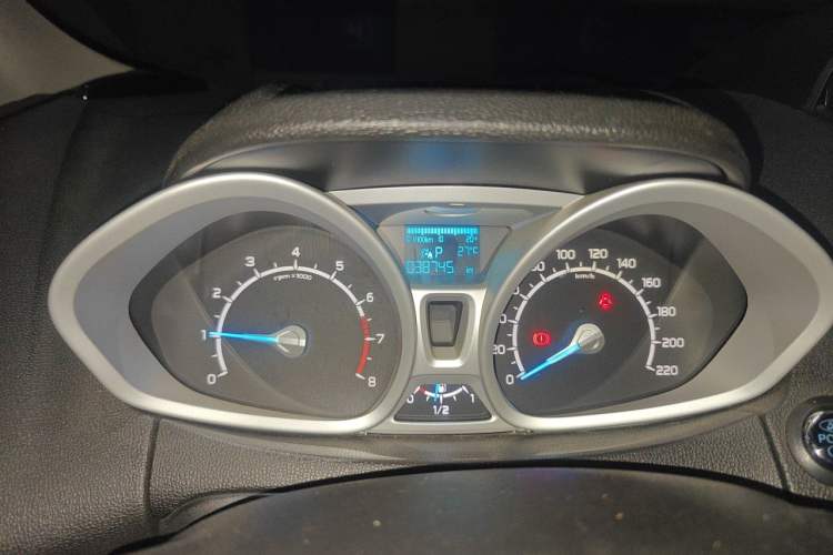Used Ford EcoSport 2013 1.5L Automatic Prestige Model Odometer Close Up