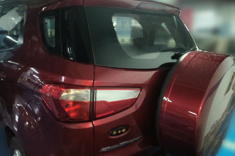 Used Ford EcoSport 2013 1.0L GTDi Manual Luxury Model Rear Left 45 Deg