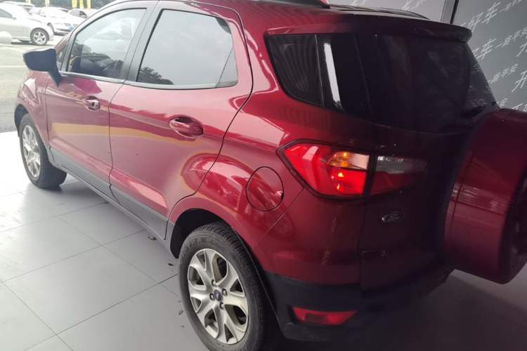 Used Ford EcoSport 2013 1.5L Automatic Fashion Model Rear Left 45 Deg
