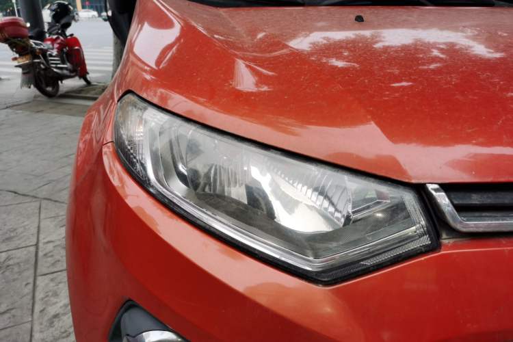 Used Ford EcoSport 2013 1.5L Manual Comfort Model Right Front Headlight