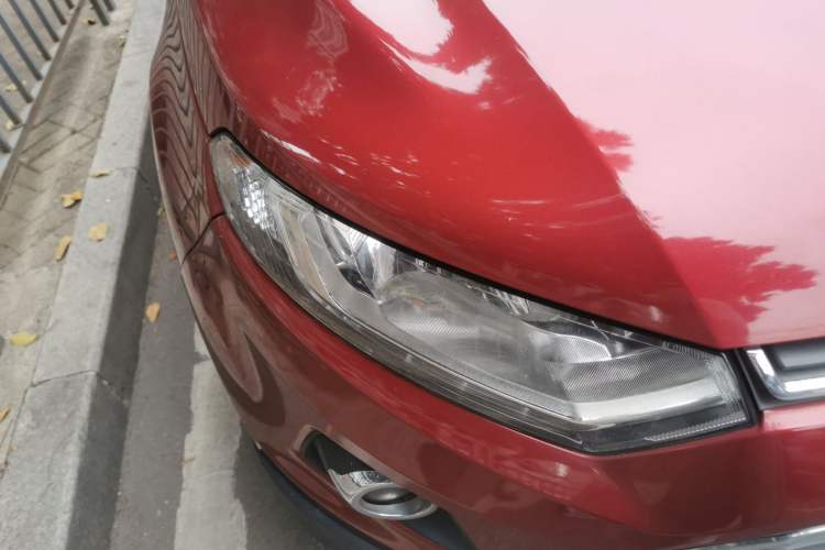 Used Ford EcoSport 2013 1.5L Automatic Prestige Model Right Front Headlight