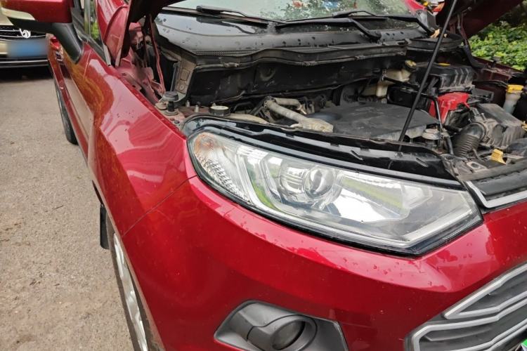 Used Ford EcoSport 2013 1.5L Automatic Fashion Model Right Front Headlight