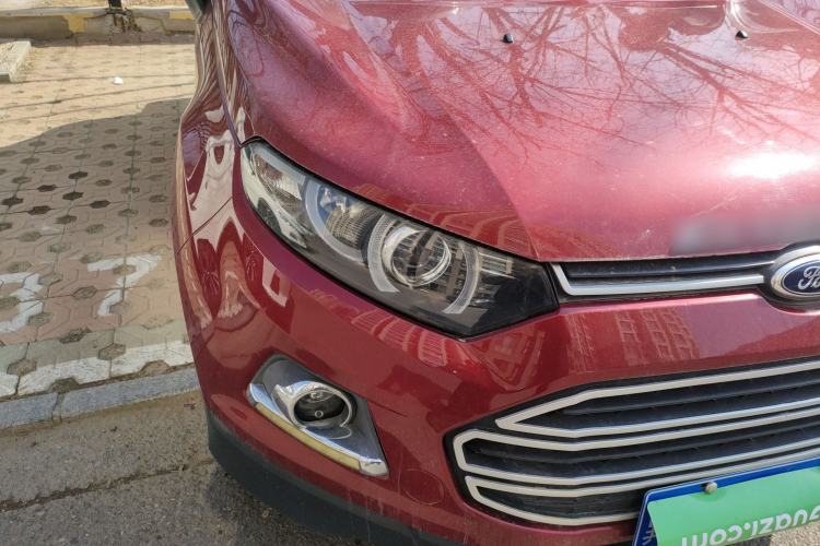 Used Ford EcoSport 2013 1.5L Automatic Fashion Model Right Front Headlight