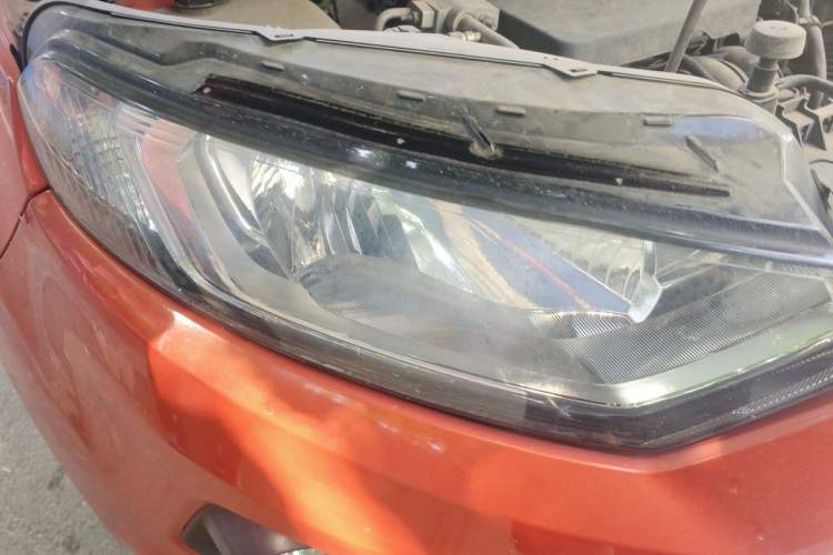 Used Ford EcoSport 2013 1.5L Automatic Prestige Model Right Front Headlight
