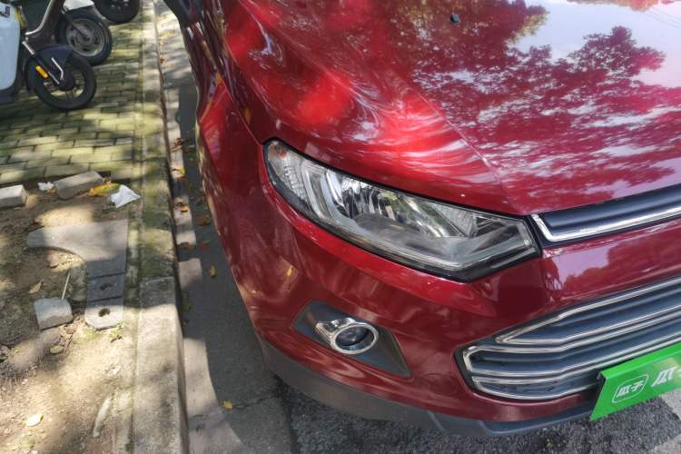 Used Ford EcoSport 2013 1.5L Automatic Prestige Model Right Front Headlight