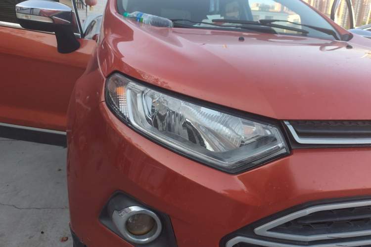 Used Ford EcoSport 2013 1.5L Automatic Fashion Model Right Front Headlight