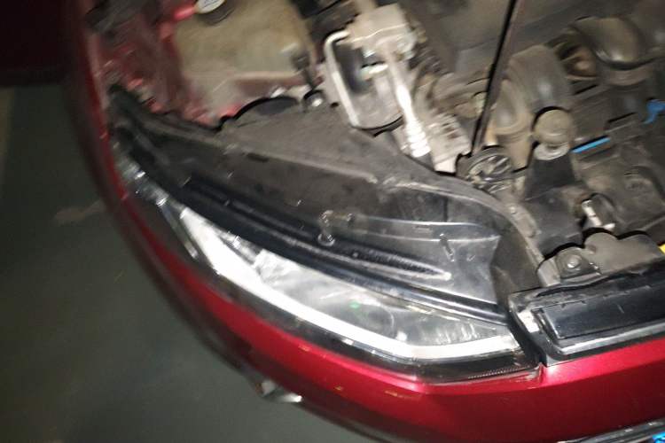 Used Ford EcoSport 2013 1.5L Automatic Prestige Model Right Front Headlight