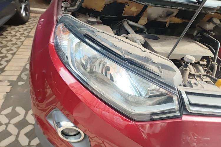 Used Ford EcoSport 2013 1.5L Automatic Prestige Model Right Front Headlight
