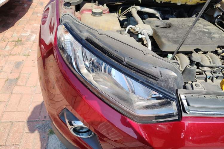 Used Ford EcoSport 2013 1.5L Automatic Prestige Model Right Front Headlight
