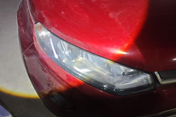 Used Ford EcoSport 2013 1.5L Automatic Fashion Model Right Front Headlight