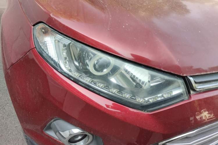 Used Ford EcoSport 2013 1.5L Automatic Prestige Model Right Front Headlight