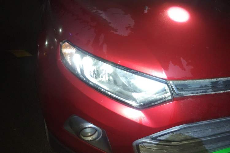 Used Ford EcoSport 2013 1.5L Automatic Prestige Model Right Front Headlight